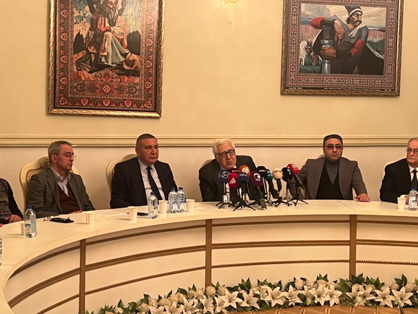 От имени азербайджанской общественности принято заявление касательно пренебрежительного  отношения к памятнику Хуршидбану Натаван во Франции
