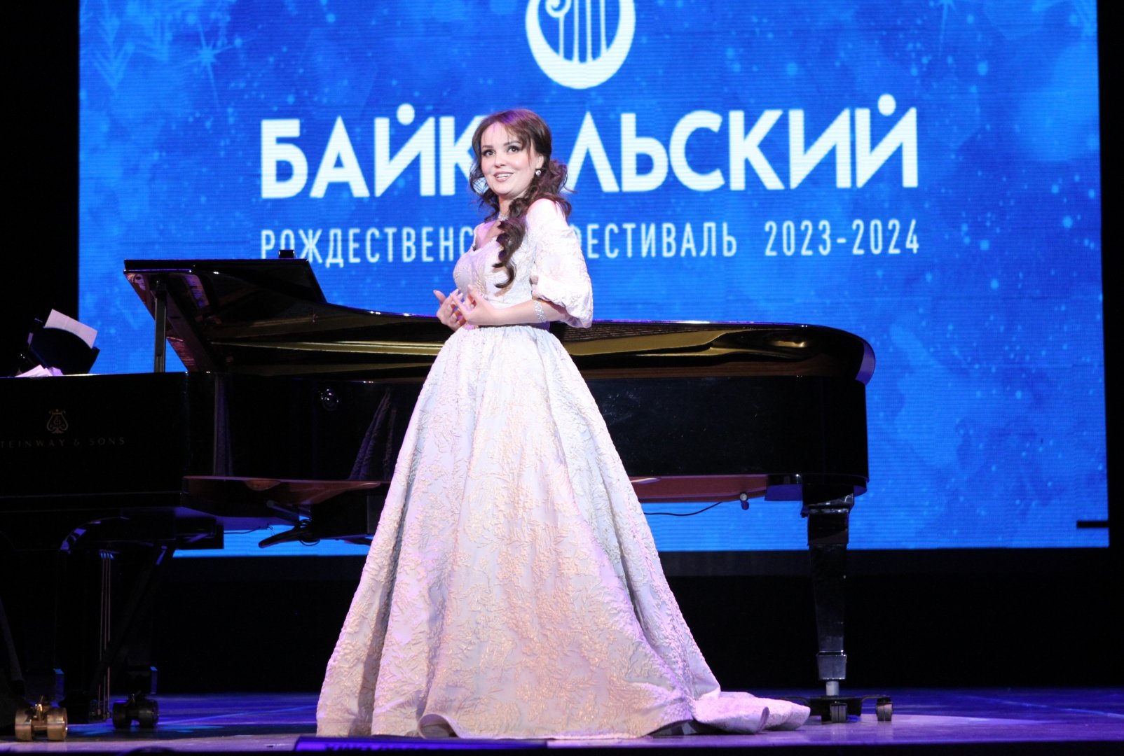 Эльнара Мамедова выступила на Байкальском фестивале