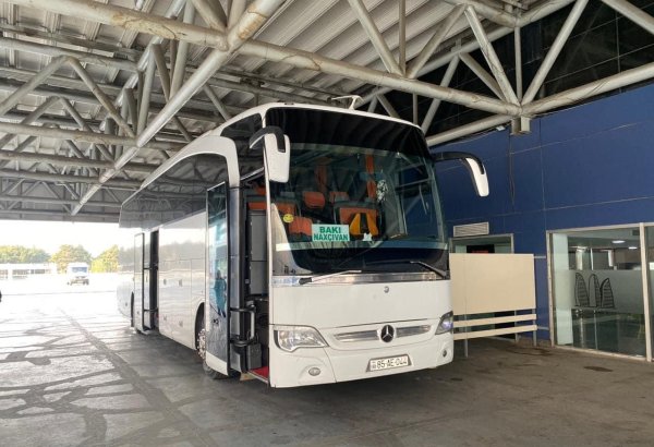 Автобусные рейсы Баку-Нахчыван отложены из-за погодных условий