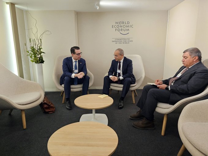 Обсуждены новые возможности сотрудничества между Азербайджаном и Carlsberg Group