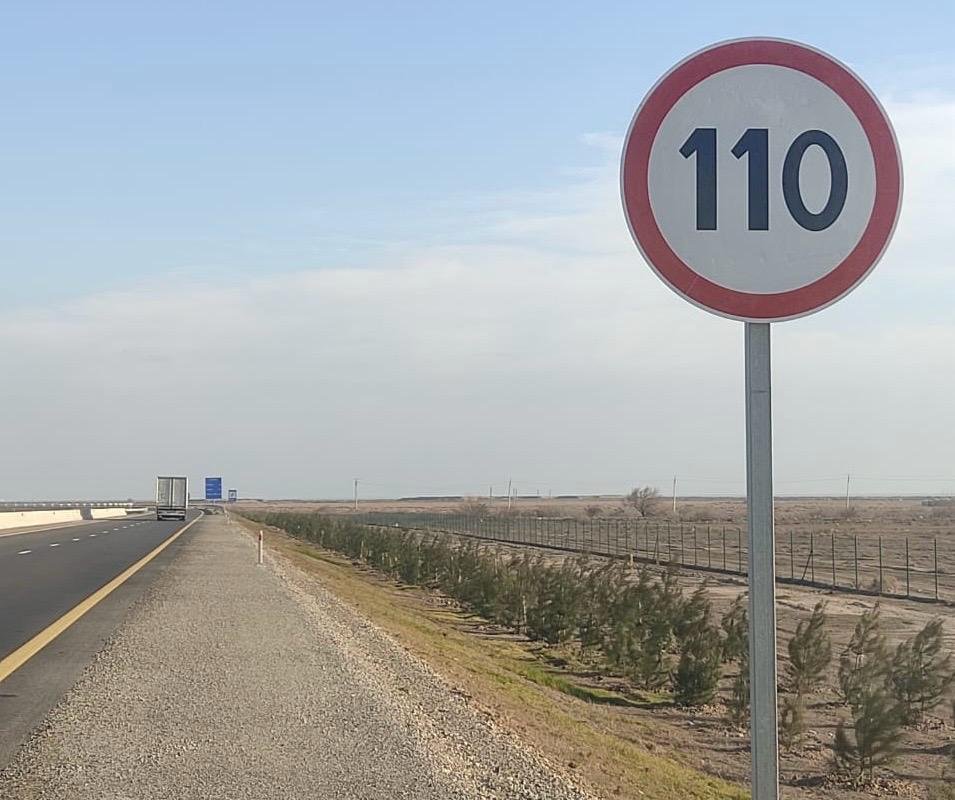 На платной дороге в Азербайджане установлено ограничение скорости