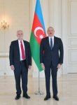 President Ilham Aliyev receives credentials of newly appointed ambassador of U.S. to Azerbaijan (PHOTO)