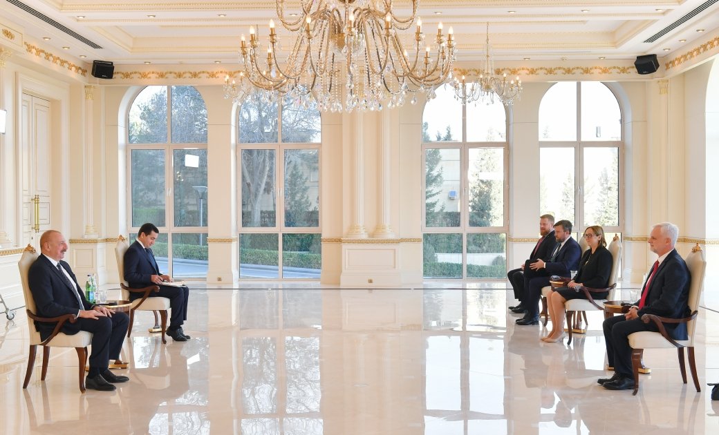 President Ilham Aliyev receives credentials of newly appointed ambassador of U.S. to Azerbaijan (PHOTO)