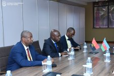 Azerbaijani FM holds meeting with Angolan counterpart (PHOTO)