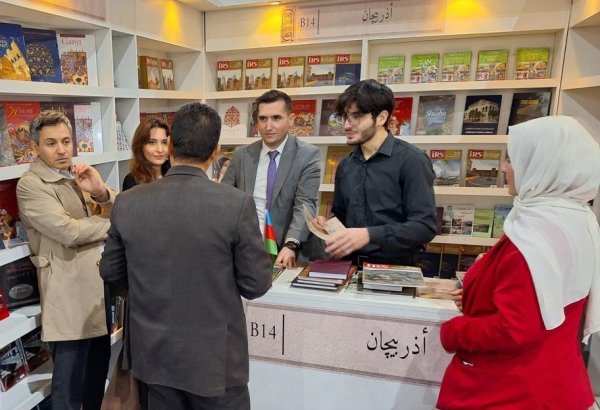 Азербайджан представлен на 55-й Международной книжной ярмарке в Каире (ФОТО)