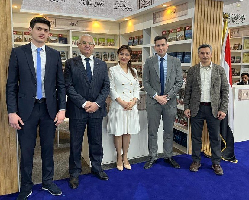 Азербайджан представлен на 55-й Международной книжной ярмарке в Каире (ФОТО)