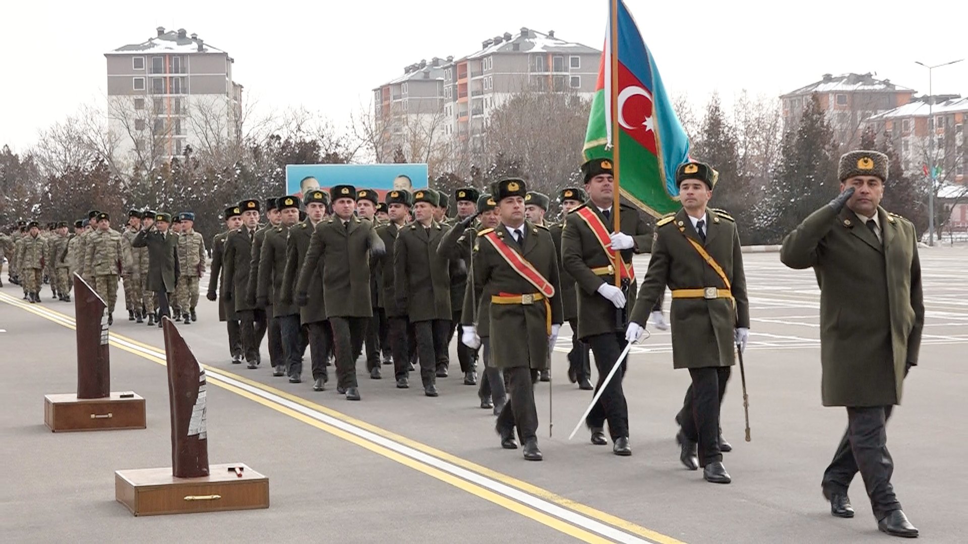 Azerbaijan airs graduation ceremony for military personnel (VIDEO)