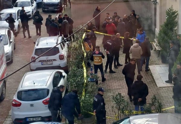İstanbulda kilsəyə silahlı hücum edənlər saxlanılıb (YENİLƏNİB)