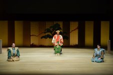 В Центре Гейдара Алиева представлен уникальный театрализованный вид искусства Японии XIII века (ФОТО)