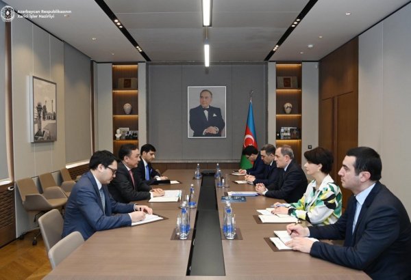Azerbaijani Foreign Minister meets with Secretary General of SCO
