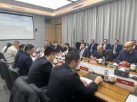 Азербайджан и Китай обсудили использование экологически чистого транспорта в стране (ФОТО)