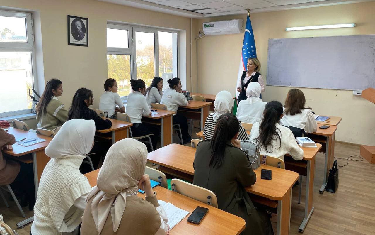 В университетах Узбекистана началось преподавание азербайджанского языка (ФОТО)