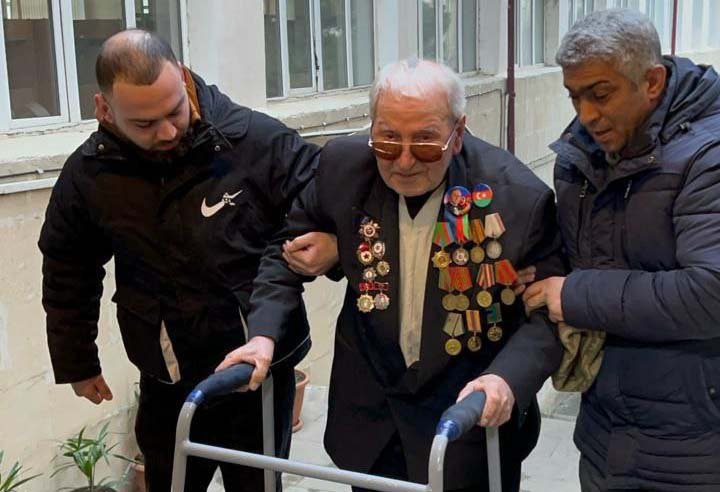 98-летний житель Хатаинского района Баку воспользовался правом голоса (ФОТО/ВИДЕО)