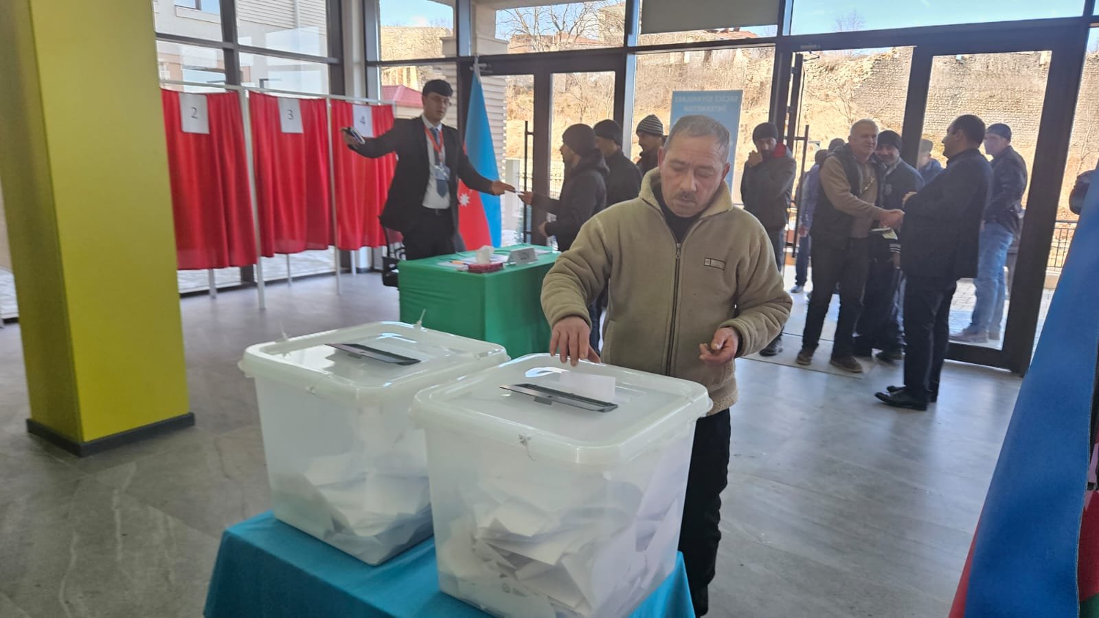 Избирательная активность в Шуше на президентских выборах в фотографиях (ФОТО/ВИДЕО)
