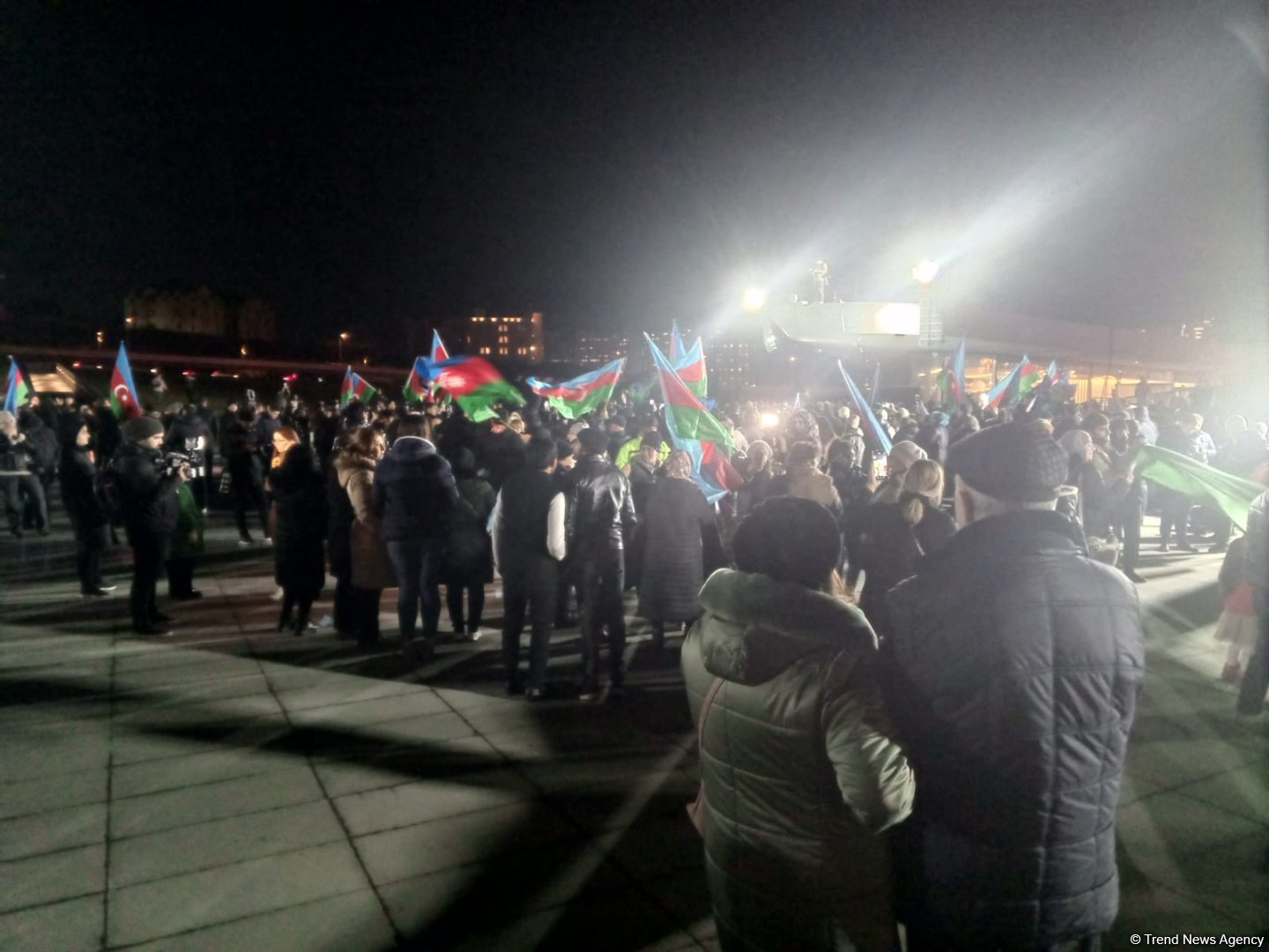 Bakuvians rejoicing over Ilham Aliyev's presidential election victory (PHOTO/VIDEO)