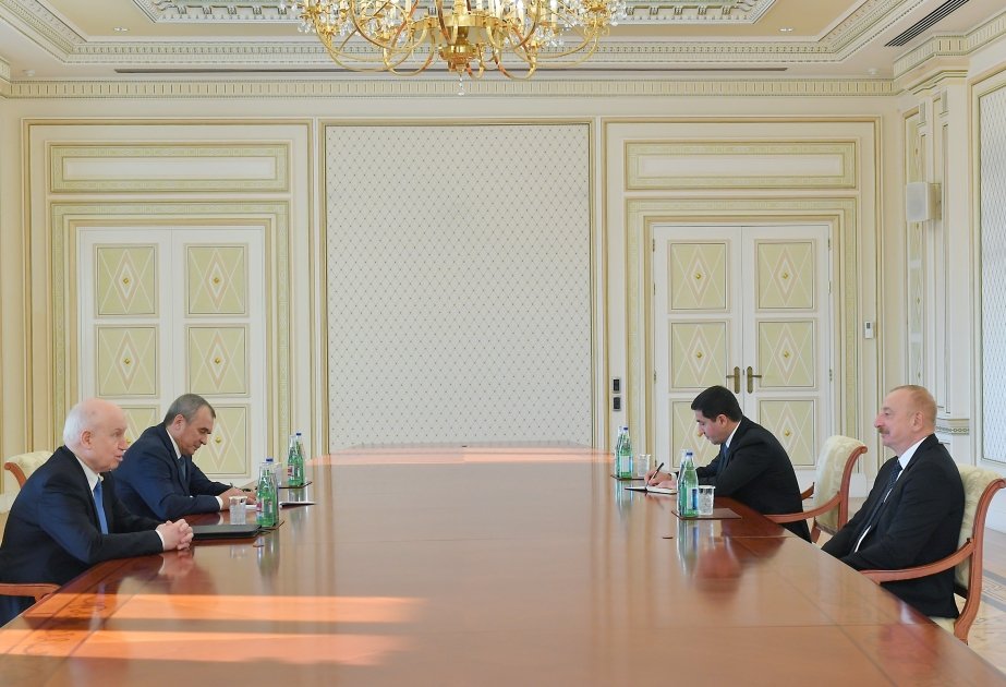 Президент Ильхам Алиев принял генерального секретаря СНГ