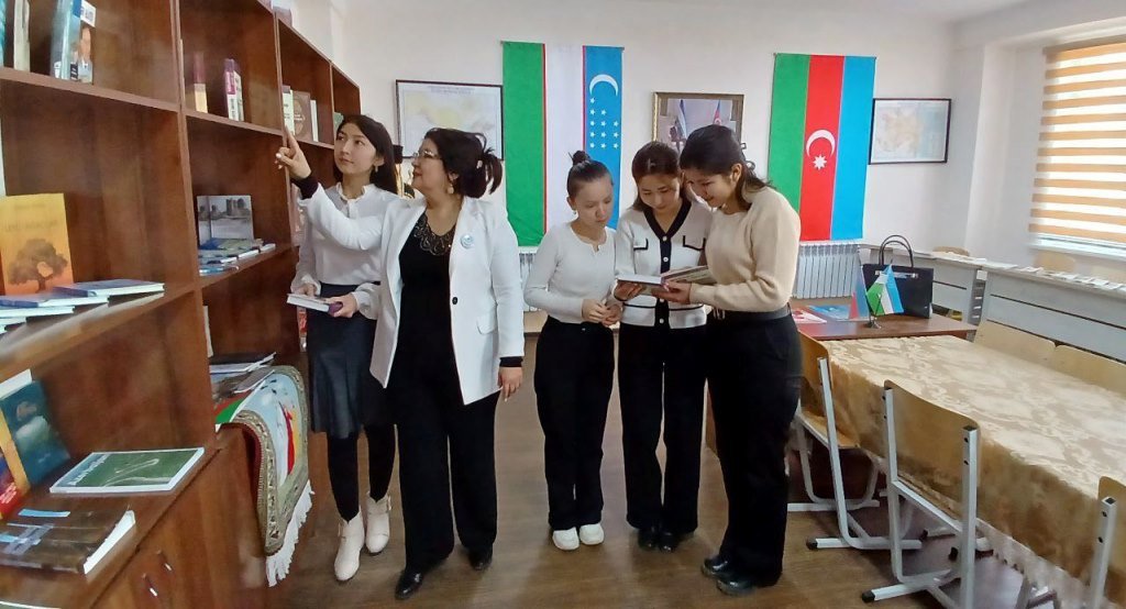 В Узбекистане изучают культуру и литературу Азербайджана (ФОТО)