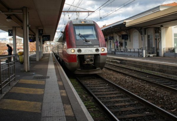 Террорист с топором остановил поезд в Швейцарии
