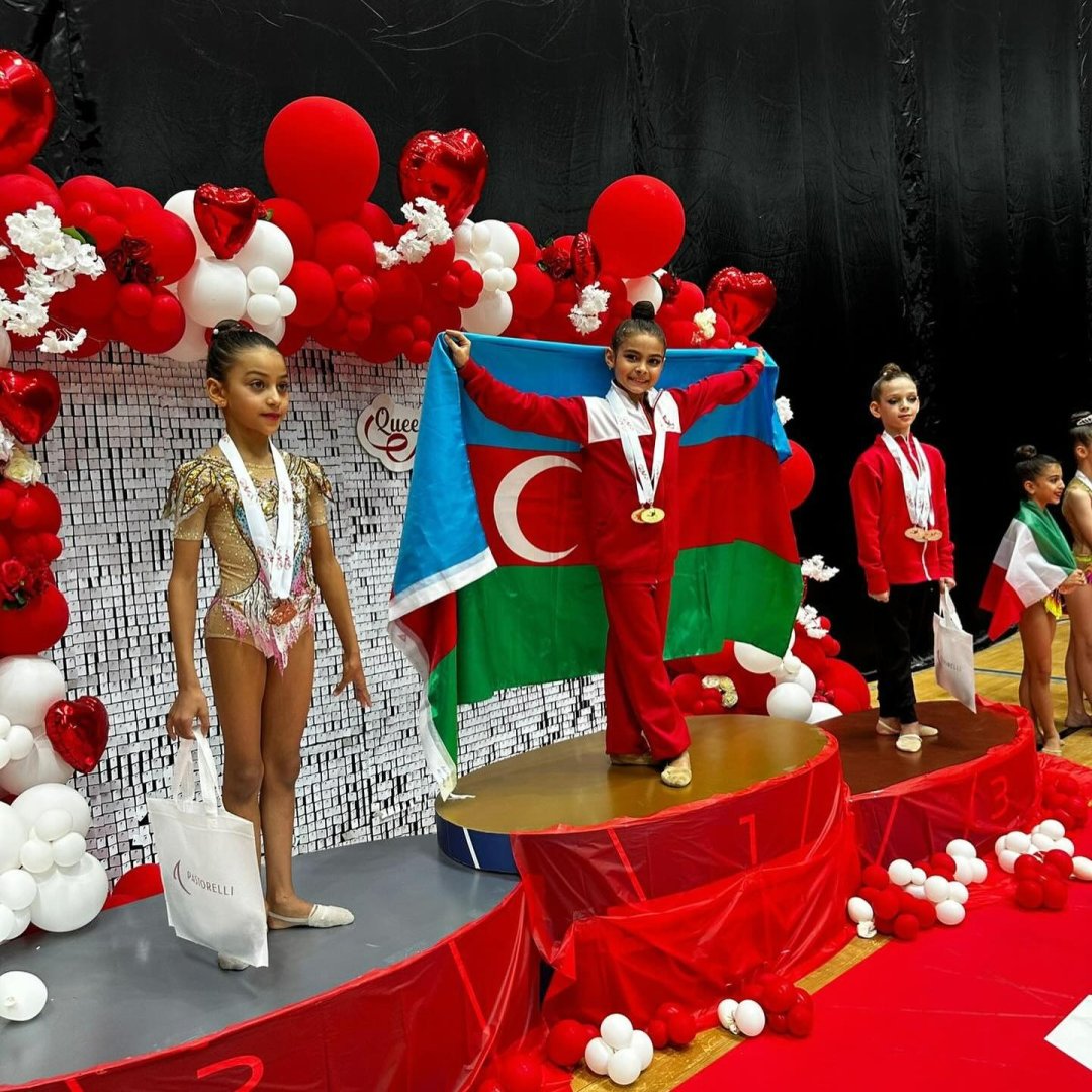 Азербайджанские гимнастки добились успеха на международном турнире "Queen Cup" (ФОТО)