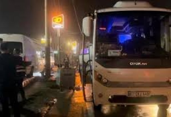 Türkiyədə tur avtobusu qəzaya uğrayıb - 10 turist yaralanıb