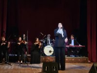 Мубариз Тагиев выступил с концертом вместе со своими друзьями (ФОТО)