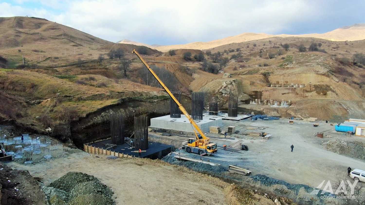 Kəlbəcər-Laçın avtomobil yolunun inşası davam etdirilir (FOTO/VİDEO)