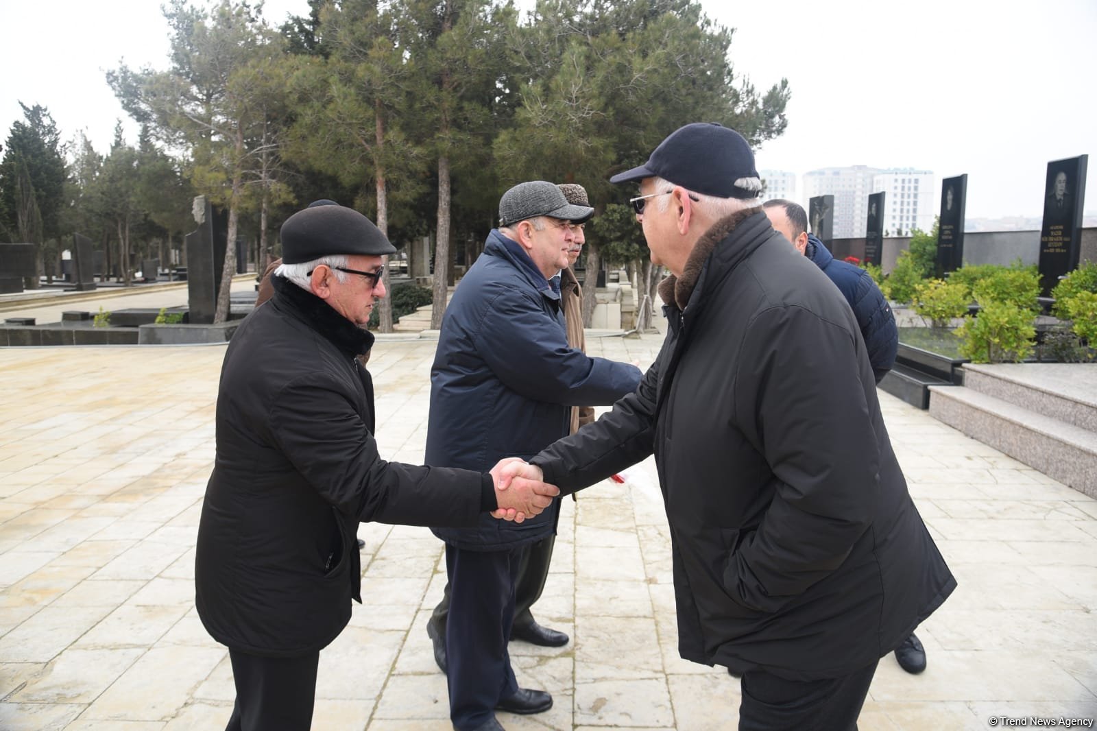 Руководство и группа членов Союза ветеранов органов безопасности Азербайджана почтили память генерал-лейтенанта Зии Юсифзаде (ФОТО)