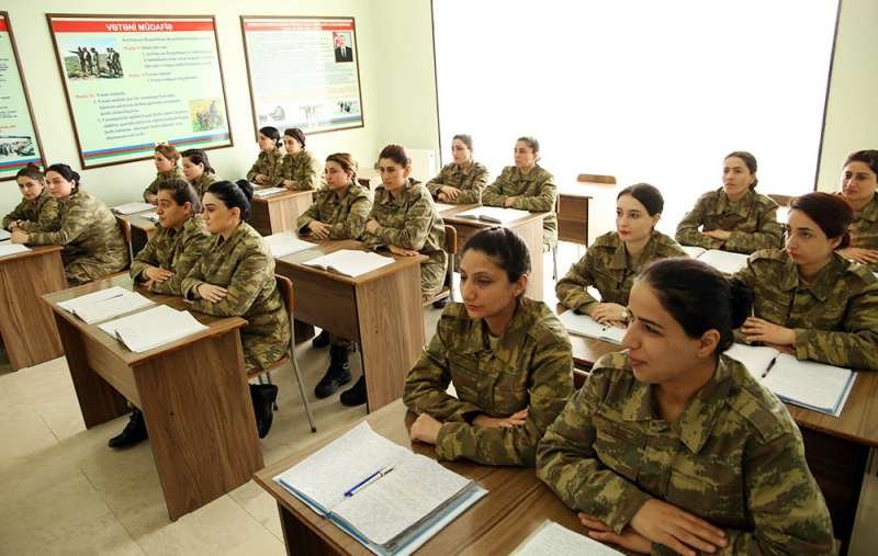Azerbaijan abolishes age limit for female servicemen in reserve