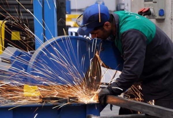 Uzbekistan's industrial output per capita increases