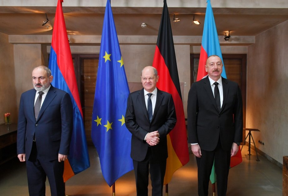 В Мюнхене состоялась встреча Президента Ильхама Алиева, Олафа Шольца и Никола Пашиняна