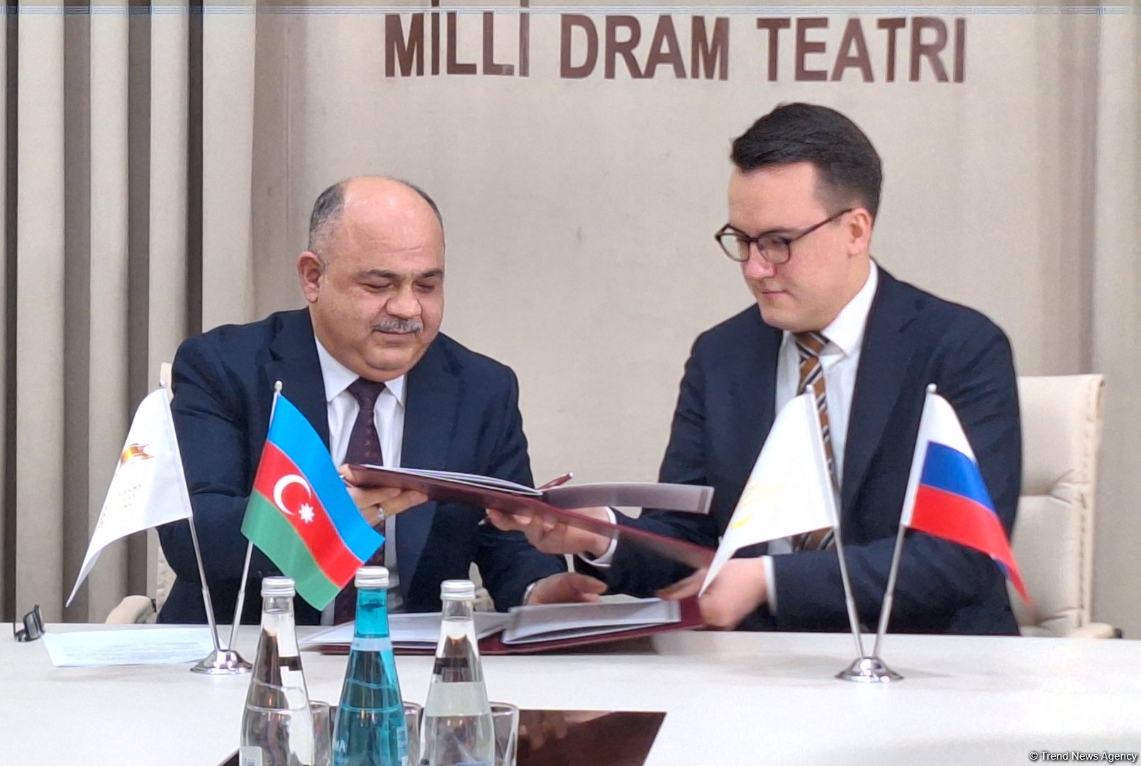 Национальные театры Азербайджана и России подписали меморандум о сотрудничестве (ФОТО)