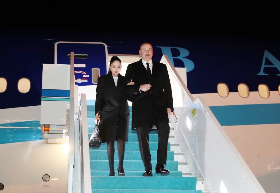 Президент Ильхам Алиев прибыл в Турцию с официальным визитом (ФОТО/ВИДЕО)