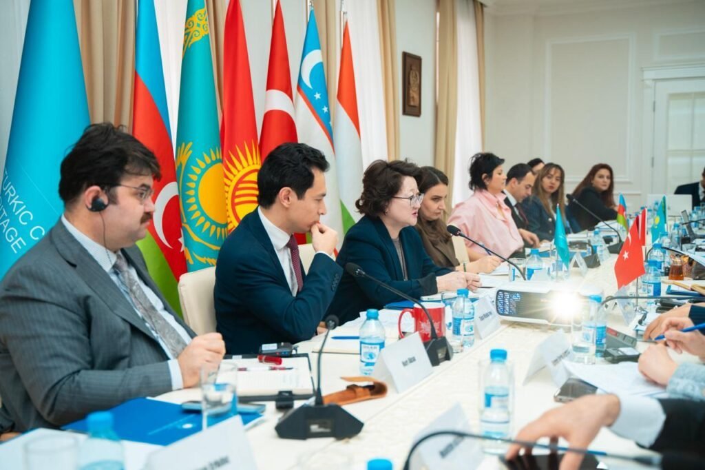 Turkic Culture and Heritage Foundation holds meetings (PHOTO)