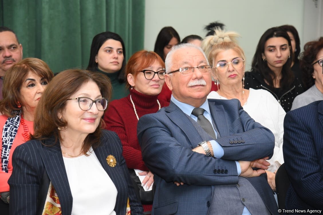 В Баку прошло мероприятие, посвященное 100-летию видного учёного-литературоведа Камала Талыбзаде (ФОТО)
