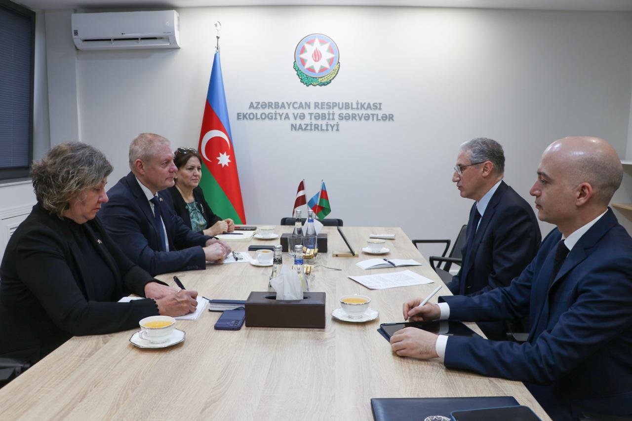 Azerbaijani ecology minister discusses COP29 homework with Latvian ambassador