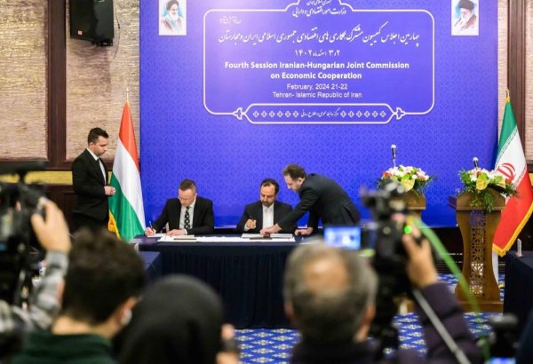 Hungary, Iran sign agricultural cooperation agreement