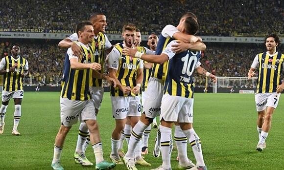 Türkiyə Super Liqası: “Fənərbağça” “Beşiktaş”a qalib gəlib