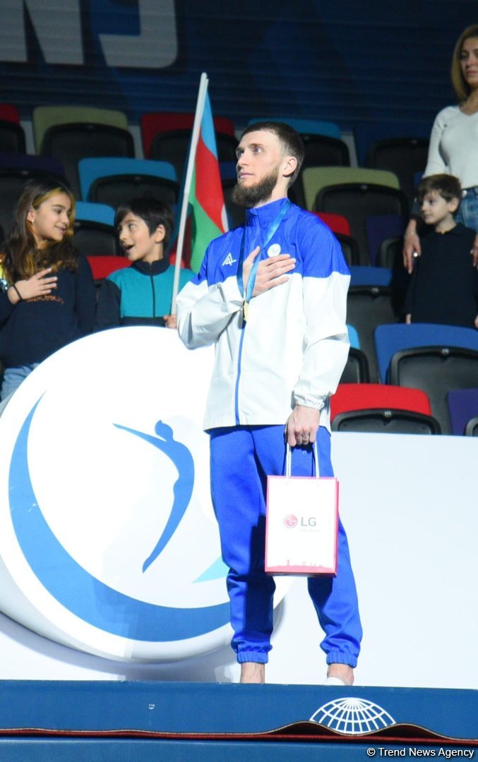 World Cup in Baku: winners of tumbling program receive awards (PHOTO)