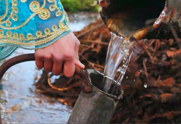 "Су чершенбеси" в Азербайджане -  традиции и ритуалы в преддверии праздника Новруз