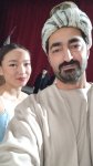 Турал Ахмед сыграл молодого Деде Горгуда в Бишкеке  - медаль  "Манас", национальный кыргызский халат  (ФОТО)