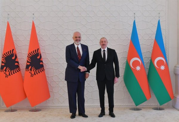 Состоялась встреча Президента Ильхама Алиева с премьер-министром Албании Эди Рамой один на один (ФОТО/ВИДЕО)
