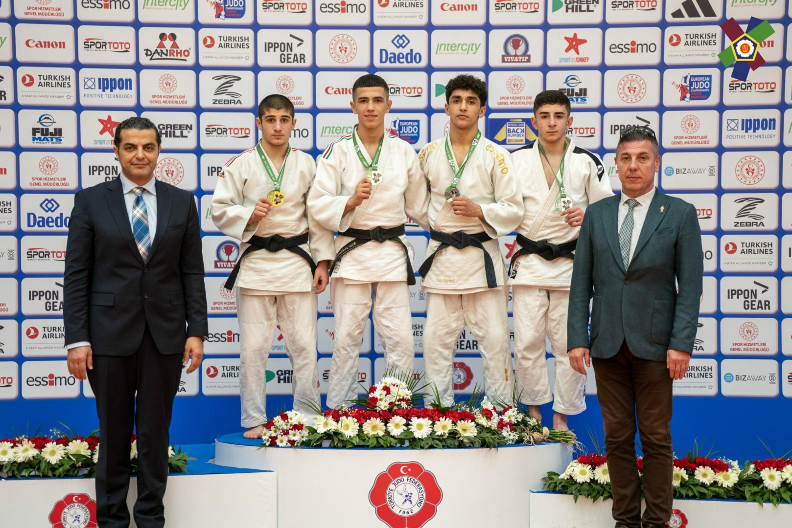 Cüdoçularımız Türkiyədə Avropa Kubokunun ilk günündə 12 medal qazanıblar (FOTO)