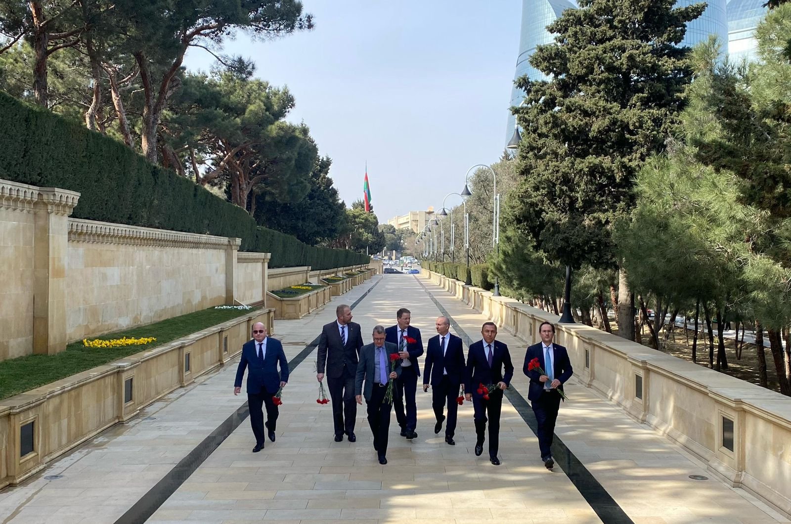 Austrian-South Caucasus Parliamentary Group's delegation visits Alley of Shehids (PHOTO)