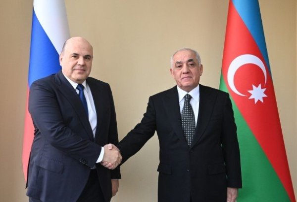 Prime Minister Ali Asadov meets with his Russian counterpart