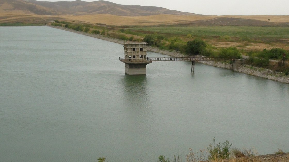 Azerbaijan getting off work on Kondalanchay reservoir in liberated Fuzuli district