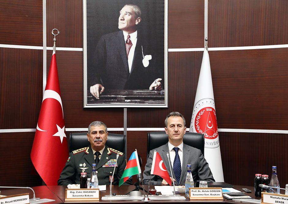 Закир Гасанов встретился с главой Комитета оборонпрома Турции (ФОТО)