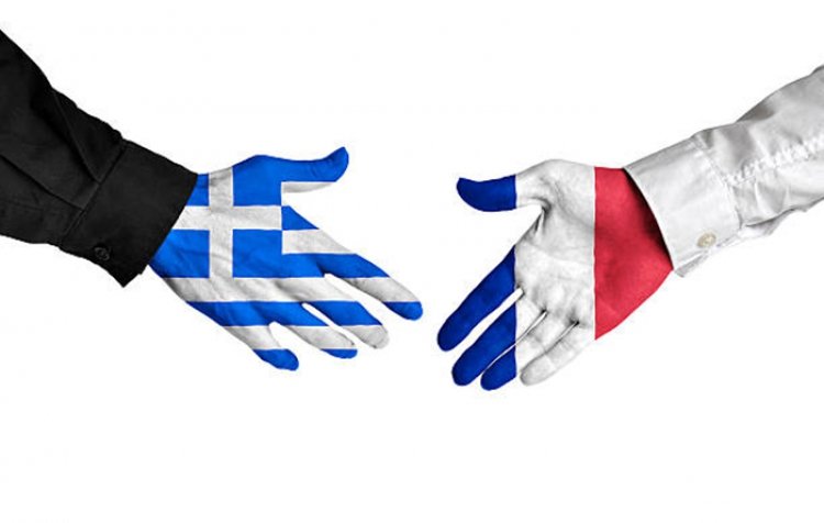 Yunanıstan Fransanın dublyoru rolunu oynayır - Deputat