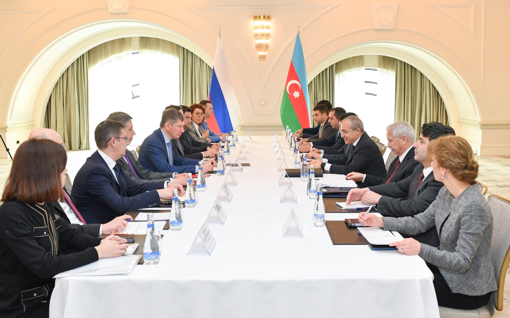 Azerbaijani economy minister meets Russian economic development minister (PHOTO)