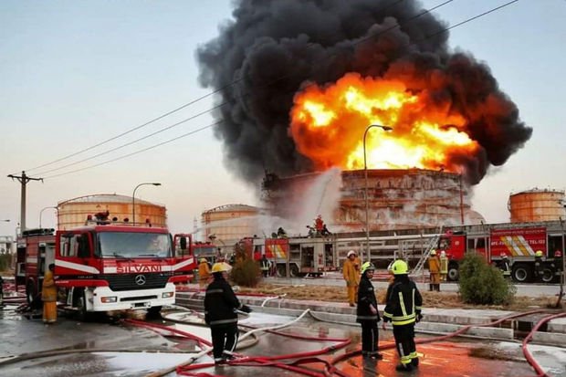 На нефтеперерабатывающем заводе в Иране произошел взрыв