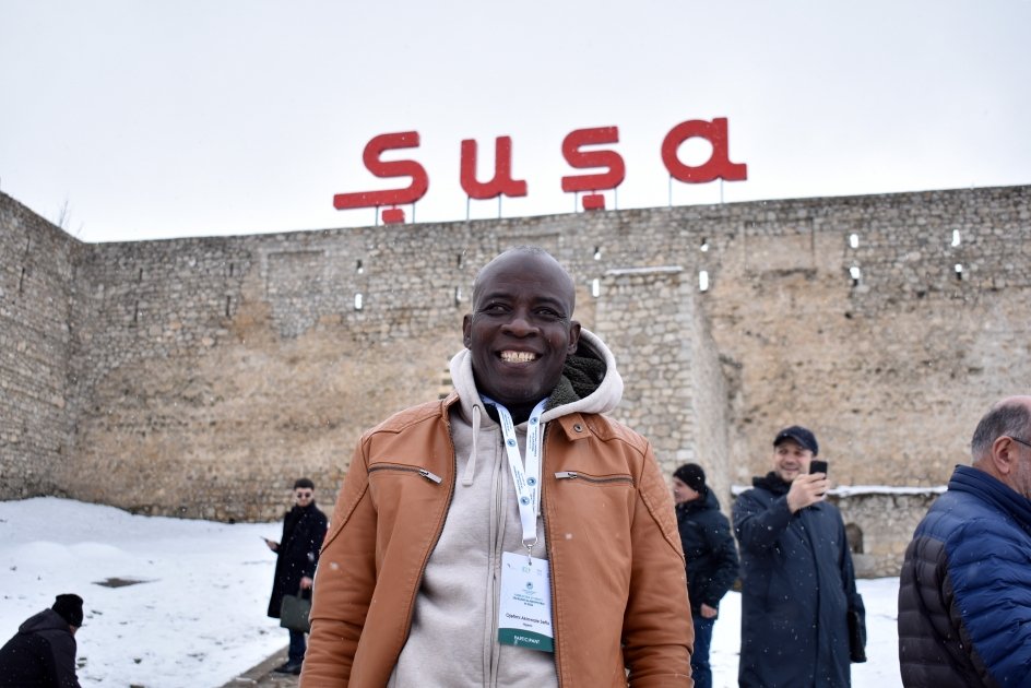 Beynəlxalq konfransın iştirakçıları Şuşa şəhərinin tarixi məkanları ilə tanış olublar (FOTO)
